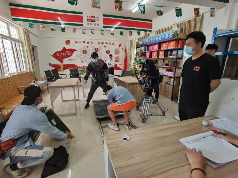 新干县广告片拍摄公司：极简主义践行者，少即是多的视觉哲学